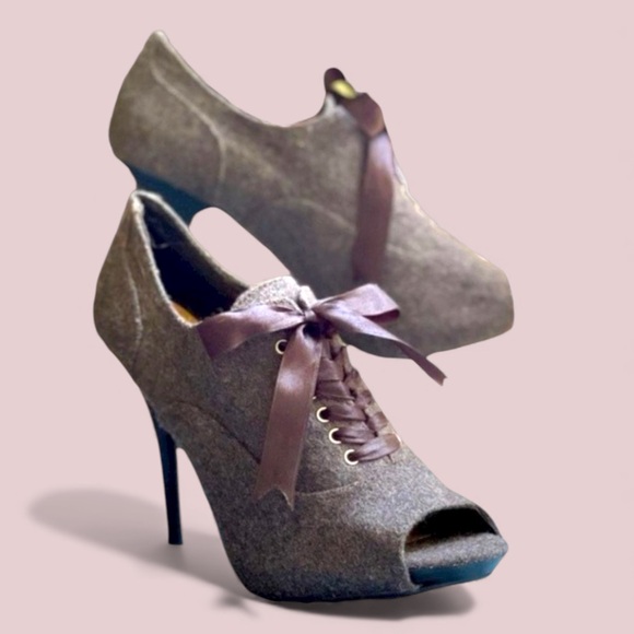 Lauren Conrad​ - Picture 1 of 8